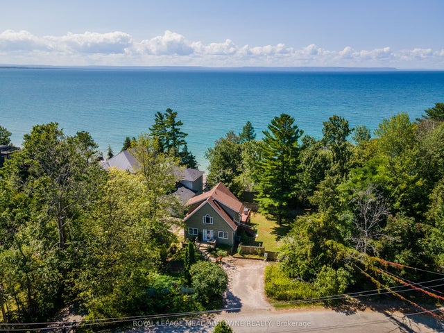 1936 Tiny Beaches Road S, Tiny