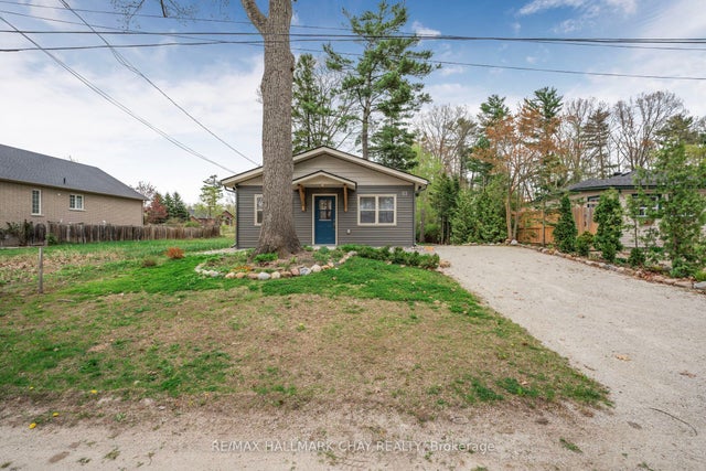 57 Laidlaw Street, Wasaga Beach
