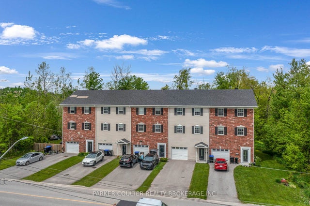 2616 Grand Tamarack Crescent, Severn