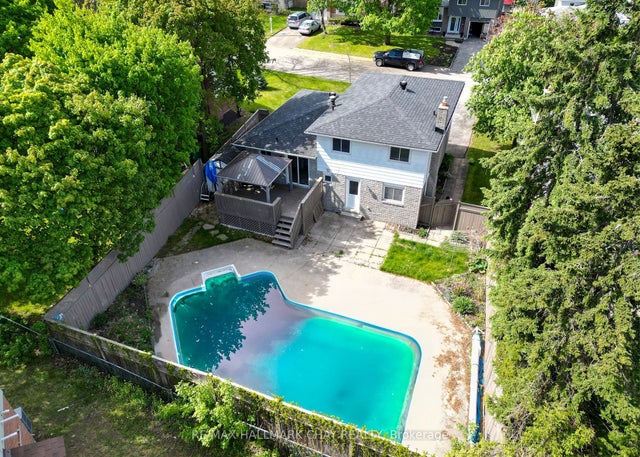 72 Jane Crescent, Barrie