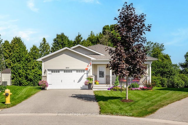 124 New York Avenue, Wasaga Beach