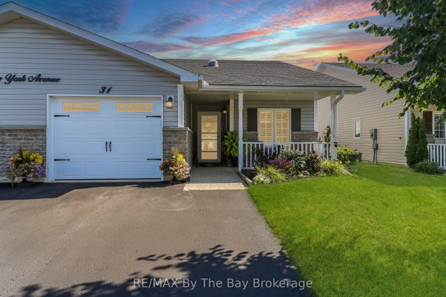 31 New York Avenue, Wasaga Beach