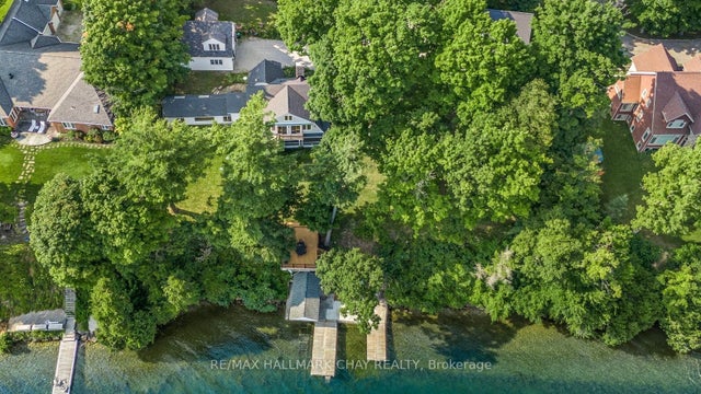 209 Bay Street, Oro-Medonte