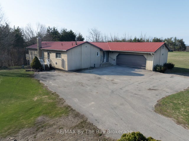 193 14 Concession E, Tiny