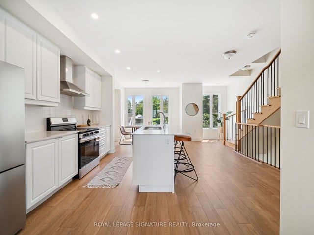18 Bru-lor Lane, Orillia