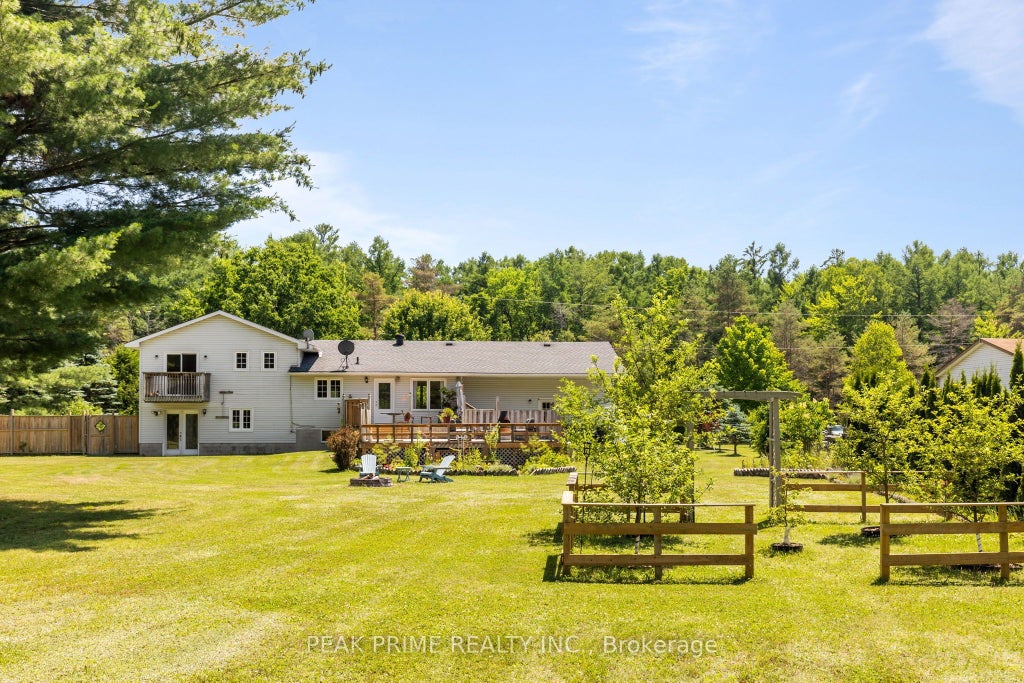 5502 Sunnidale Tosorontio Townline N/a, Clearview