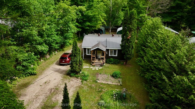 19 Needle Road, Tiny