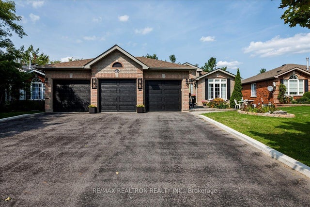 44 Columbia Road, Barrie