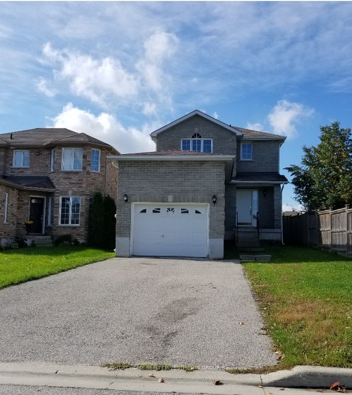 38 Lang Drive, Barrie