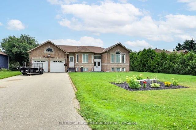 11 Club Court, Wasaga Beach