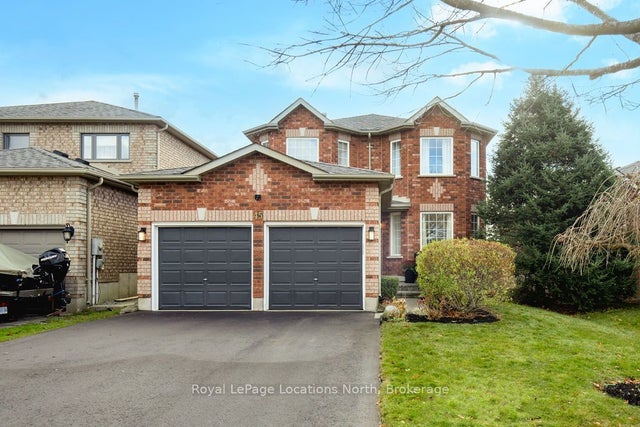 45 Holly Meadow Road, Barrie