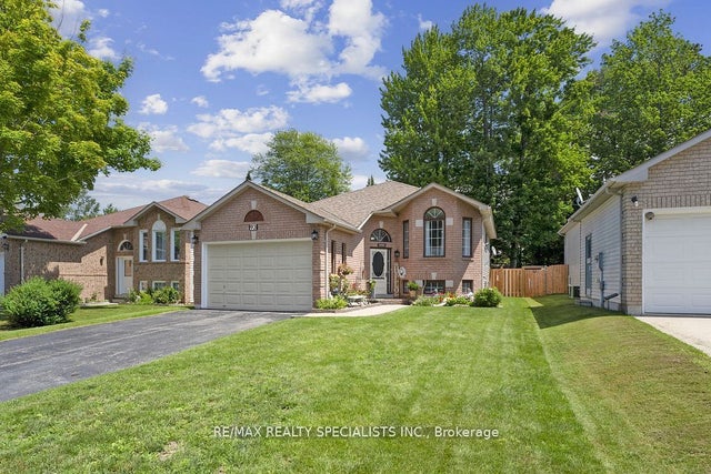 93 Glen Eton Road, Wasaga Beach
