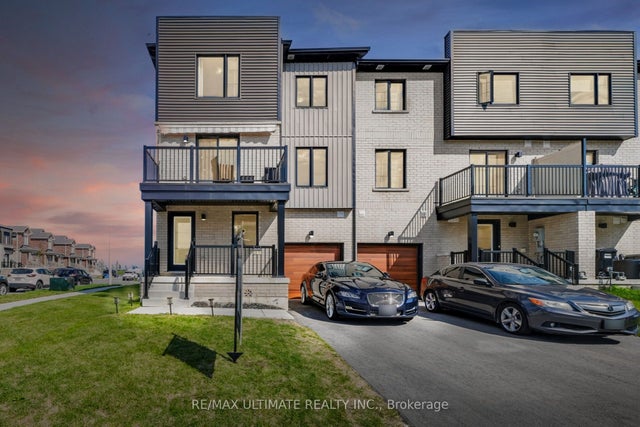 38 Silo Mews, Barrie