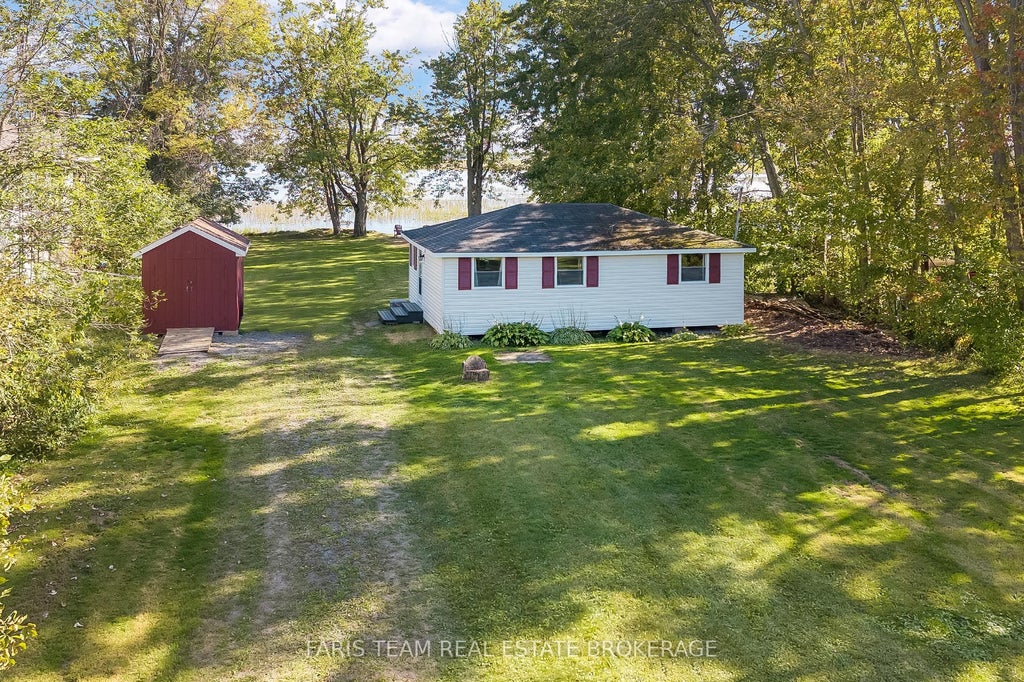 1313 Carol Ann Avenue, Ramara