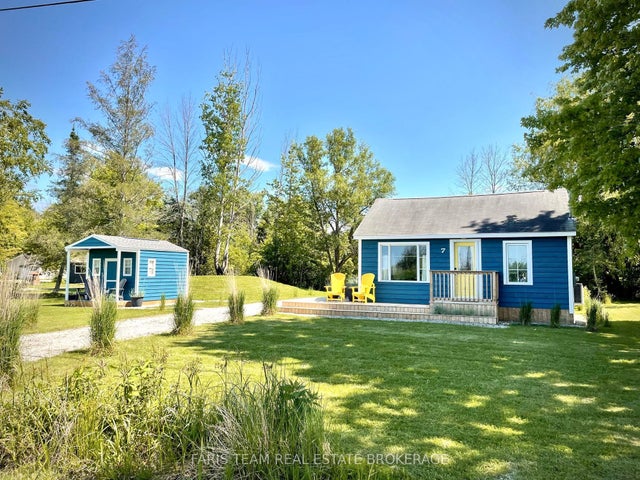 7 Delta Drive, Tay
