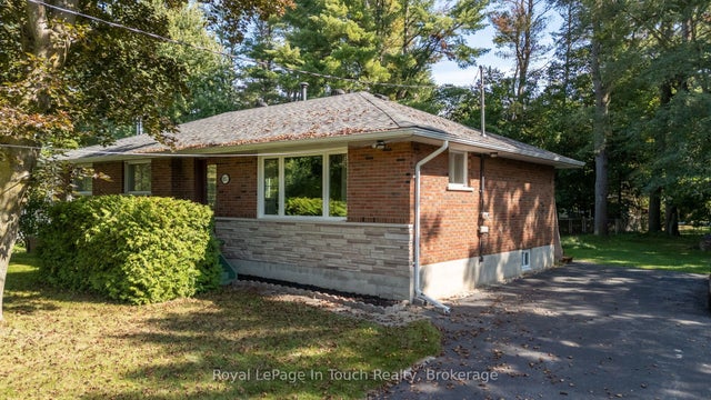 3957 Horseshoe Valley Road W, Springwater