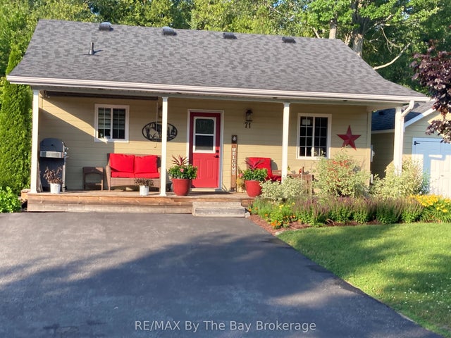 71 Madawaska Trail, Wasaga Beach
