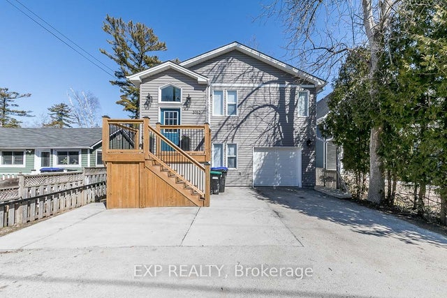 3152 Mosley Street, Wasaga Beach