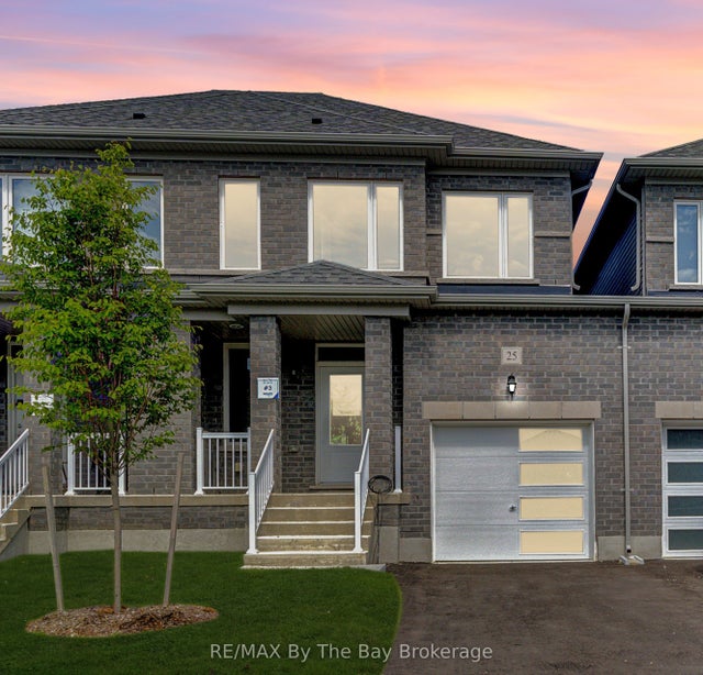 25 Lisa Street, Wasaga Beach