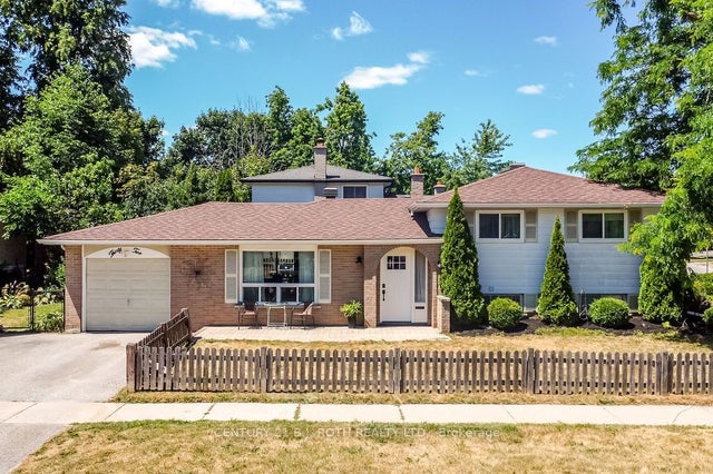 32 Lonsdale Place, Barrie