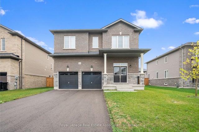 12 Emerald Street, Wasaga Beach