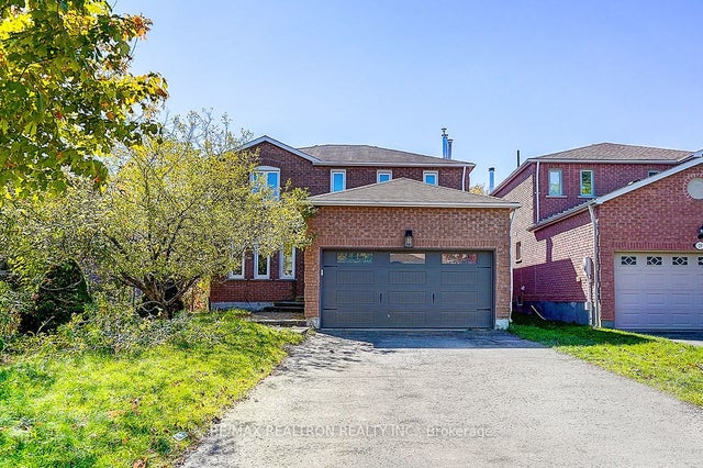 31 Blair Crescent, Barrie