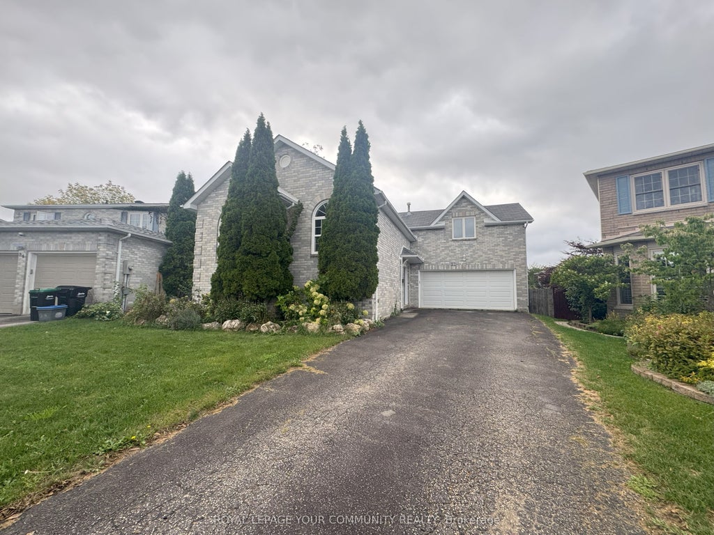 32 Ward Drive Upper, Barrie