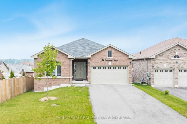 14 Beausoleil Drive, Penetanguishene