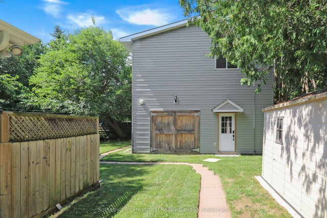 58 Cedar Street B, Collingwood