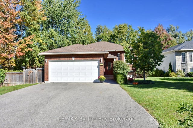 60 Caribou Trail, Wasaga Beach