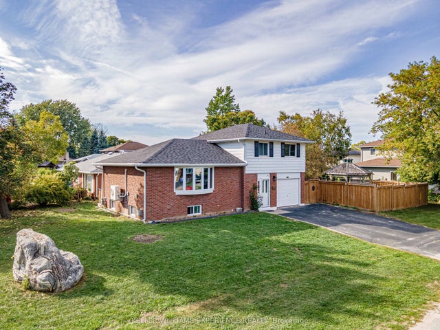 28 Gibbard Crescent, Collingwood