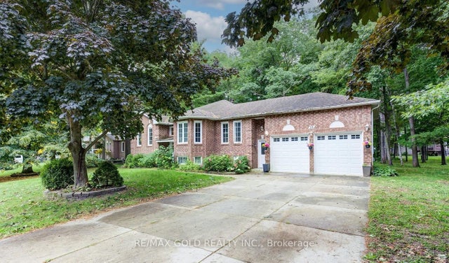 39 Downer Crescent, Wasaga Beach