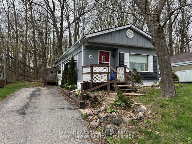 525 Midland Point Road 36, Midland