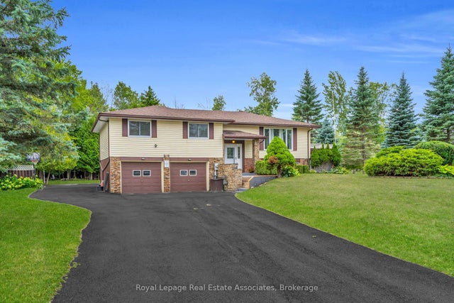 69 George Avenue, Wasaga Beach