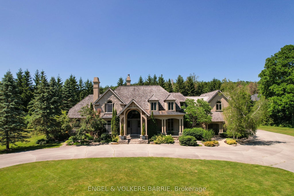 6 Midves Court, Springwater