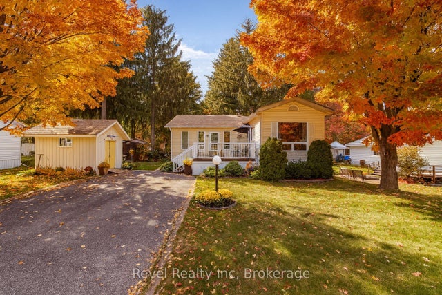 5411 Elliott Side Road 19, Tay