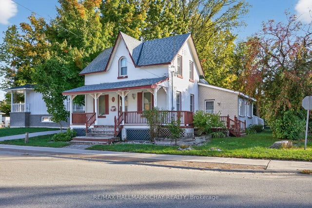 9 Maria Street, Springwater