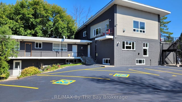 280 River Road E A12, Wasaga Beach