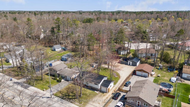 1877 River Road W, Wasaga Beach