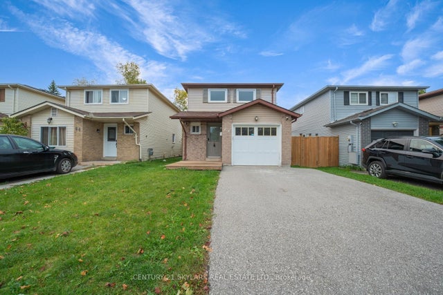 66 Corbett Drive, Barrie