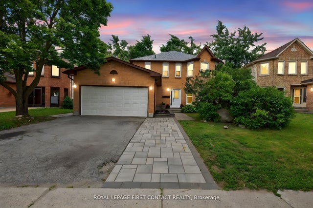 101 Browning Trail, Barrie