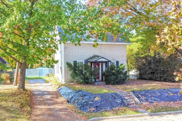 456 Queen Street, Midland