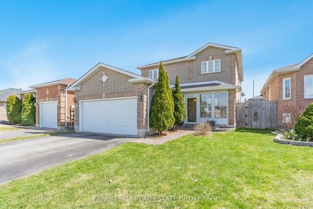 17 Nicole Marie Avenue, Barrie