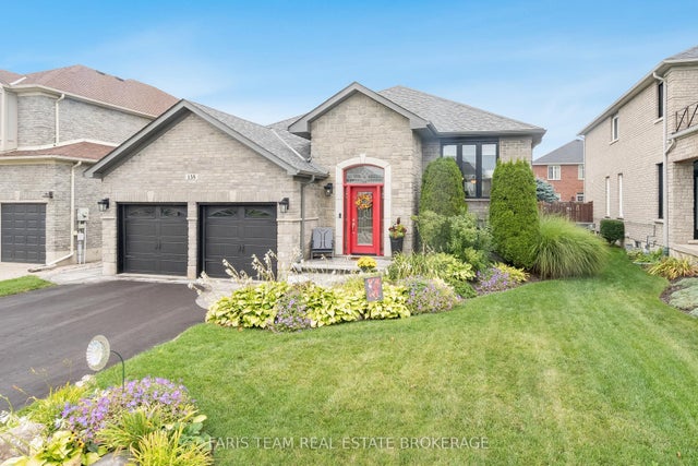 135 Sandringham Drive, Barrie
