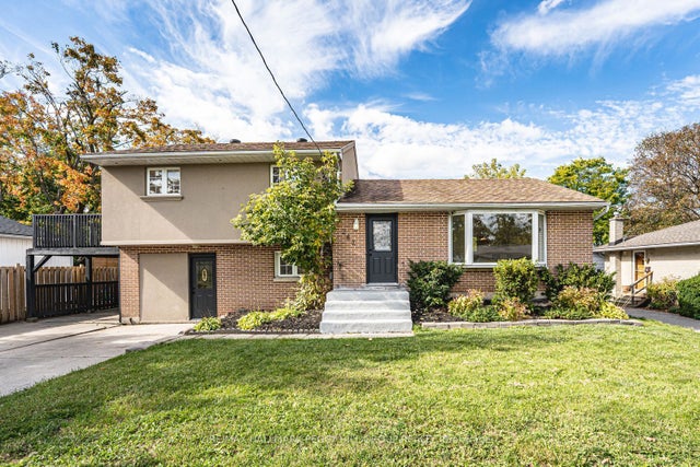 262 Duckworth Street, Barrie