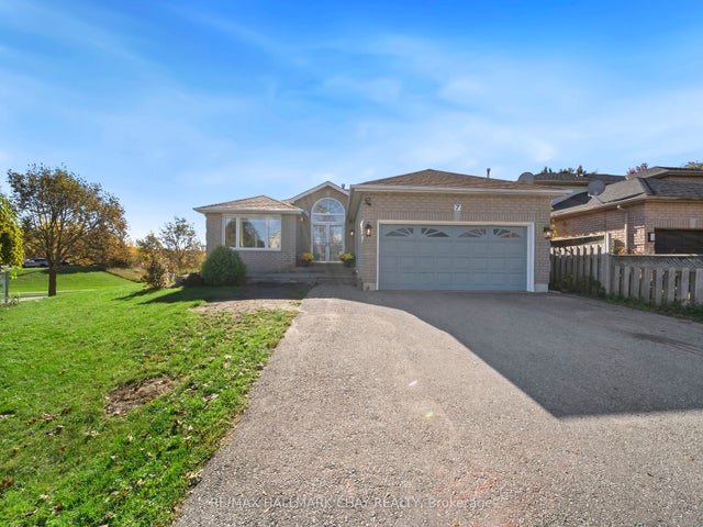 7 Assiniboine Drive, Barrie