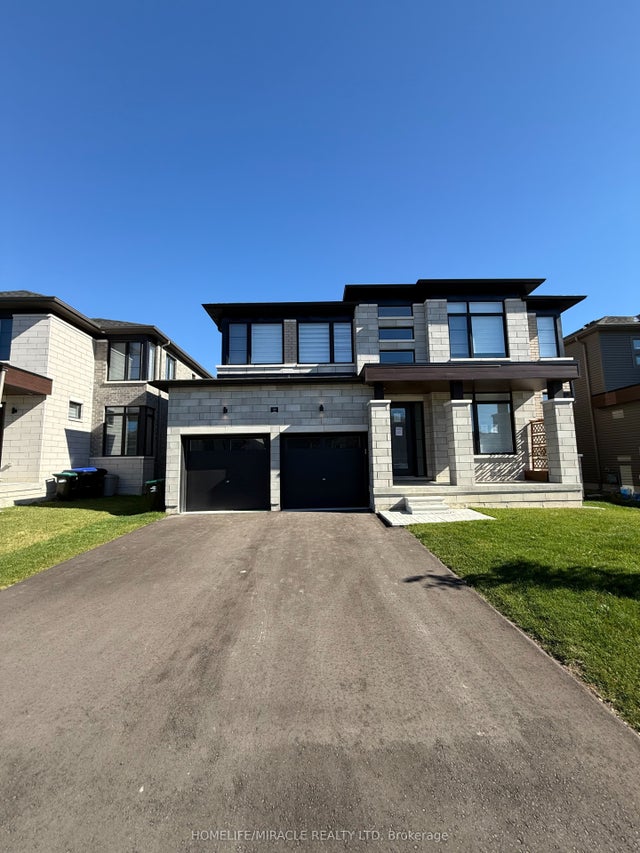 10 Rosanne Circle, Wasaga Beach