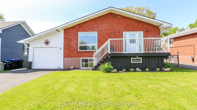 5 Bourgeois Beach Road, Tay