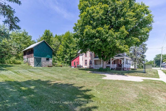 4514 Penetanguishene Road, Springwater