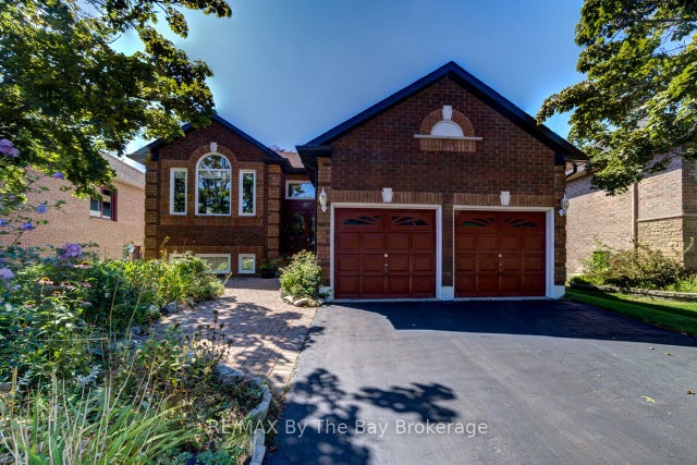 26 Timberland Crescent, Wasaga Beach
